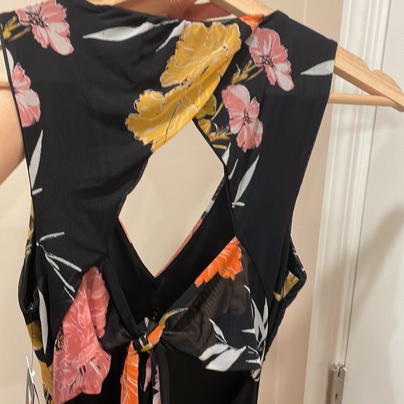 GUESS NWT Gabrielle ruched cutout dress size small 👗 - Picture 13 of 14